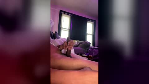 Snapshot of theonenotthetwox chatting on February 20, 2026, 9:37 pm theonenotthetwox online show from February 20, 2026, 9:37 pm