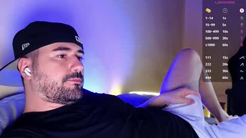 Snapshot of theoravi chatting on February 6, 2026, 4:06 am Theo Ravi online show from February 6, 2026, 4:06 am