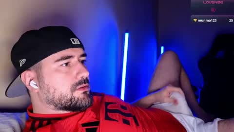 Theo Ravi online show from April 25, 2026, 3:42 am