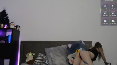 Kristina online show from December 5, 2025, 3:41 pm