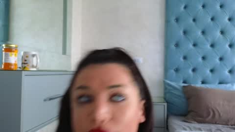 Snapshot of theowonder chatting on January 14, 2025, 12:45 pm Theowonder online show from January 14, 2025, 12:45 pm