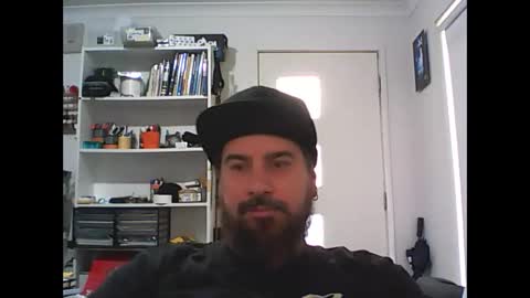 Snapshot of theozbeardguy chatting on February 14, 2025, 2:39 am aussiebeard online show from February 14, 2025, 2:39 am