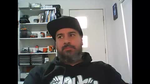 aussiebeard online show from October 6, 2025, 1:47 am