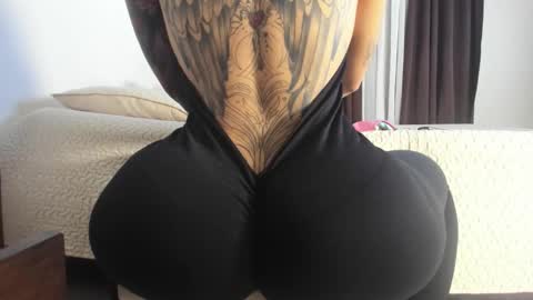 Pamela  online show from October 15, 2025, 5:46 pm