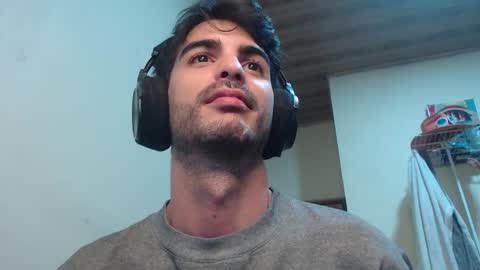 Snapshot of therazhanen chatting on November 2, 2025, 4:59 am Santiago Enrique online show from November 2, 2025, 4:59 am