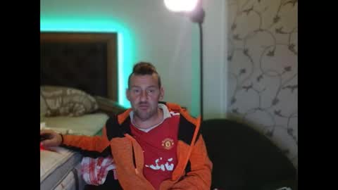 Snapshot of therealkurva4u chatting on October 26, 2025, 2:01 pm therealkurva4u online show from October 26, 2025, 2:01 pm