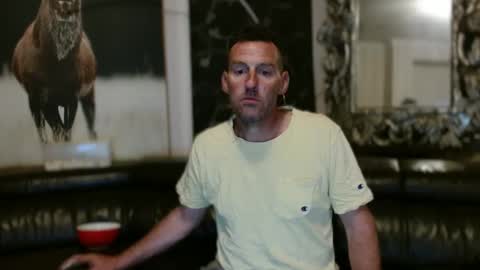 Snapshot of therealkurva4u chatting on November 3, 2025, 11:33 am therealkurva4u online show from November 3, 2025, 11:33 am