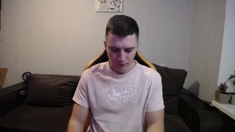 Nick   online show from December 21, 2025, 8:05 pm