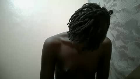 Snapshot of therry_heart chatting on February 8, 2026, 9:45 am hearty online show from February 8, 2026, 9:45 am