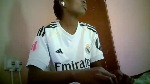 Snapshot of therry_heart chatting on February 8, 2026, 11:19 pm hearty online show from February 8, 2026, 11:19 pm