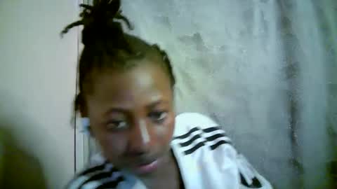 Snapshot of therry_heart chatting on February 9, 2026, 11:25 am hearty online show from February 9, 2026, 11:25 am