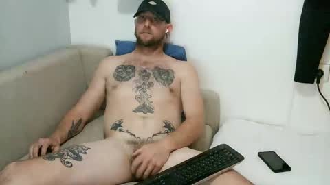 Snapshot of thesagie chatting on December 6, 2024, 11:57 pm VEGAS online show from December 6, 2024, 11:57 pm