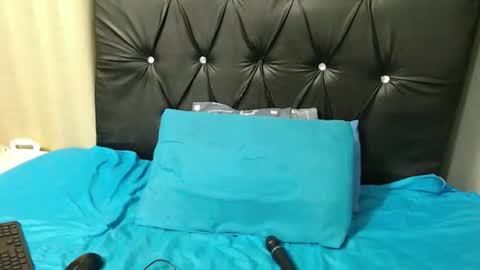 theshybaddie online show from September 10, 2025, 7:08 am