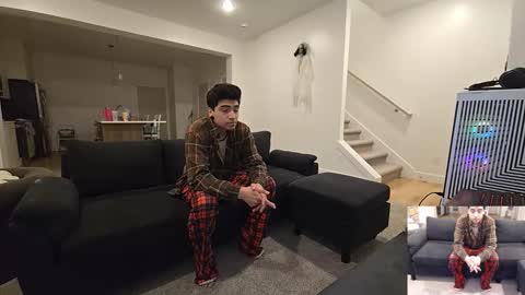 theslutcouple98 online show from October 21, 2025, 5:19 am