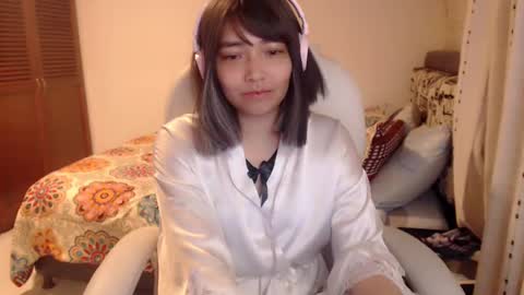 Snapshot of thetalkingbutt chatting on February 15, 2025, 12:37 am Mai online show from February 15, 2025, 12:37 am