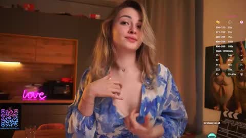 Snapshot of thetimeshavecome chatting on October 2, 2025, 4:36 pm Mia online show from October 2, 2025, 4:36 pm