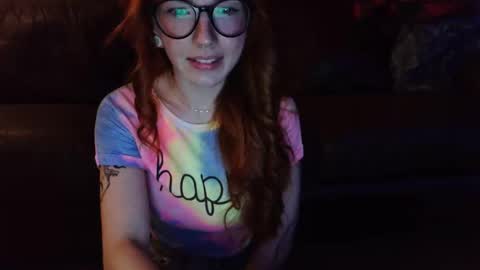 Snapshot of thetradwifee chatting on March 17, 2026, 2:27 am Stella online show from March 17, 2026, 2:27 am