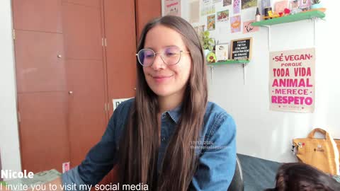 Snapshot of thetropicalseduction chatting on December 17, 2024, 7:04 pm Nicole online show from December 17, 2024, 7:04 pm