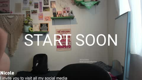 Snapshot of thetropicalseduction chatting on December 30, 2024, 8:15 pm Nicole online show from December 30, 2024, 8:15 pm