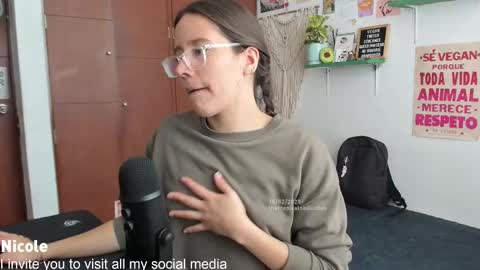 Snapshot of thetropicalseduction chatting on February 18, 2025, 7:52 pm Nicole online show from February 18, 2025, 7:52 pm