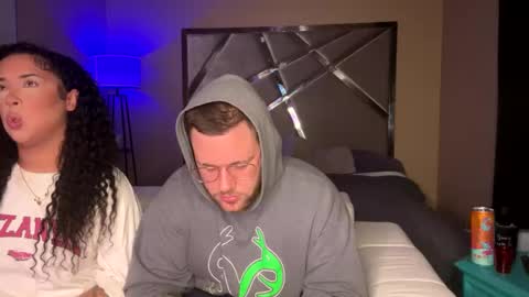 The Vibe Room online show from October 4, 2025, 6:22 am