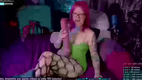 Snapshot of thewolfmaam chatting on September 10, 2025, 8:53 pm Ana Adrenal online show from September 10, 2025, 8:53 pm