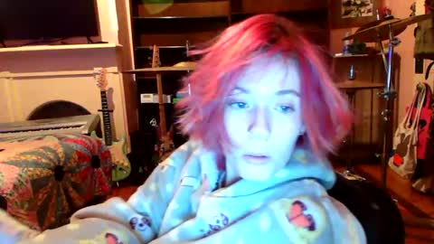 theysin online show from April 5, 2026, 2:47 pm