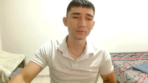 thiago_deseo69 online show from May 20, 2026, 1:17 pm