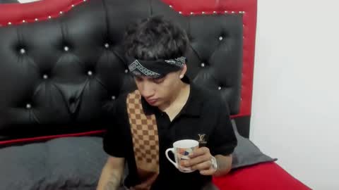 thiago_divine_anki online show from October 20, 2025, 9:15 pm