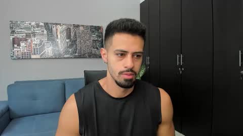 thiago_driussi online show from November 3, 2025, 1:34 pm
