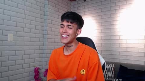 Snapshot of thiago_hard chatting on October 1, 2025, 7:31 pm Thiago online show from October 1, 2025, 7:31 pm