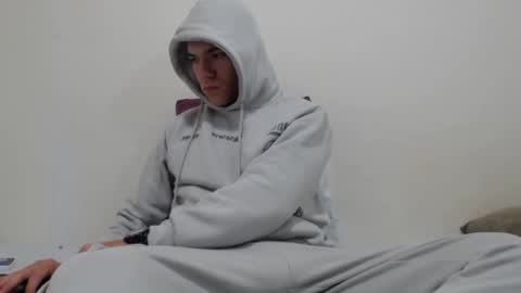 Snapshot of thiago_hot_boy chatting on January 7, 2025, 8:13 am Thiago independent model online show from January 7, 2025, 8:13 am