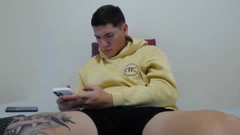 Snapshot of thiago_hot_boy chatting on January 30, 2025, 7:59 pm Thiago independent model online show from January 30, 2025, 7:59 pm