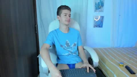 Snapshot of thiago_james69 chatting on September 13, 2025, 3:28 am Manuel online show from September 13, 2025, 3:28 am