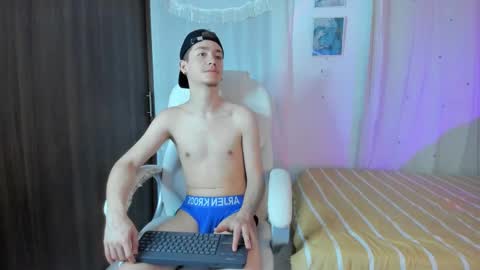 Snapshot of thiago_james69 chatting on November 11, 2025, 3:06 am Manuel online show from November 11, 2025, 3:06 am