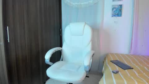 Snapshot of thiago_james69 chatting on November 13, 2025, 6:01 am Manuel online show from November 13, 2025, 6:01 am