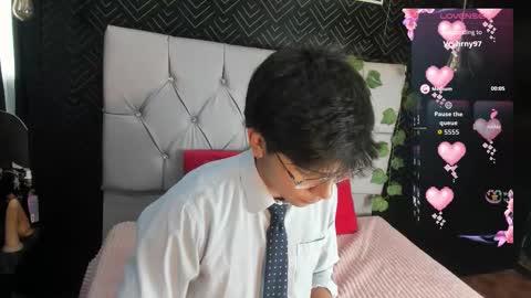 Snapshot of thiago_kozak chatting on October 14, 2025, 12:50 pm thiago online show from October 14, 2025, 12:50 pm