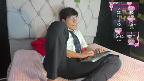 Snapshot of thiago_kozak chatting on October 15, 2025, 1:44 pm thiago online show from October 15, 2025, 1:44 pm