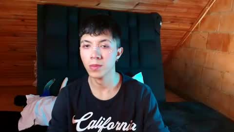 thiago_n_sam online show from October 16, 2025, 5:47 pm