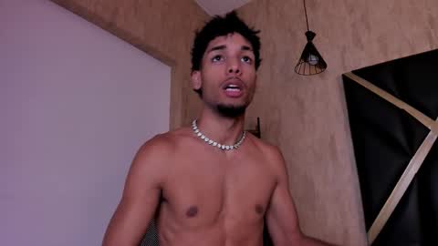 ThiagoFerreti online show from October 18, 2025, 3:20 am