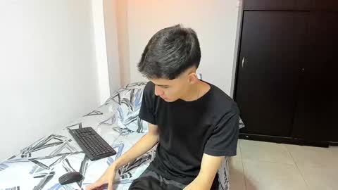 Snapshot of thiagowells_ chatting on December 7, 2024, 8:05 pm Thiago Wells online show from December 7, 2024, 8:05 pm