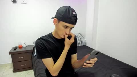 Snapshot of thiagowells_ chatting on February 10, 2025, 2:52 am Thiago Wells online show from February 10, 2025, 2:52 am