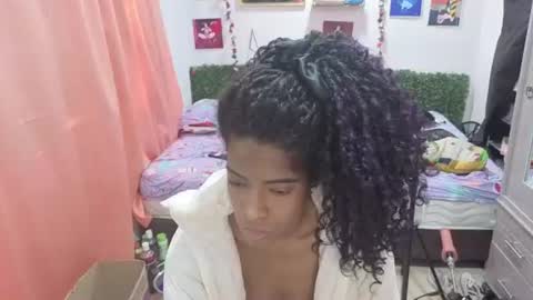 thiana_horny online show from July 10, 2026, 3:03 pm