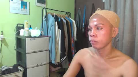 gil online show from October 13, 2025, 6:02 am