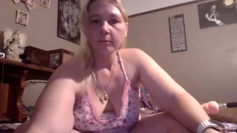 thickblonde_92 online show from October 5, 2025, 12:20 am