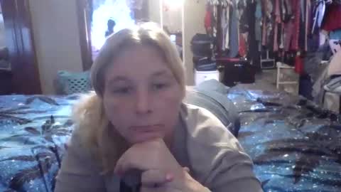 thickblonde_92 online show from November 13, 2025, 4:06 pm