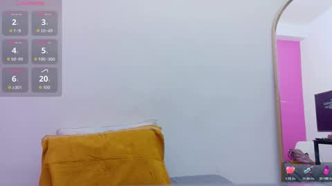 Snapshot of thickbrunnett chatting on October 13, 2025, 12:38 pm SOFIA online show from October 13, 2025, 12:38 pm