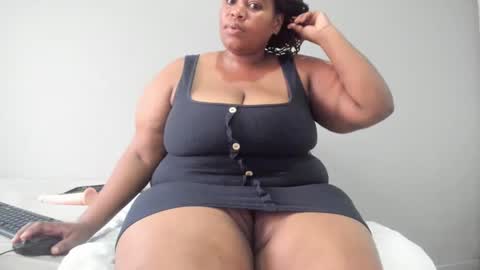 Snapshot of thickleeyanax chatting on December 5, 2024, 4:12 pm thickleeyanax online show from December 5, 2024, 4:12 pm