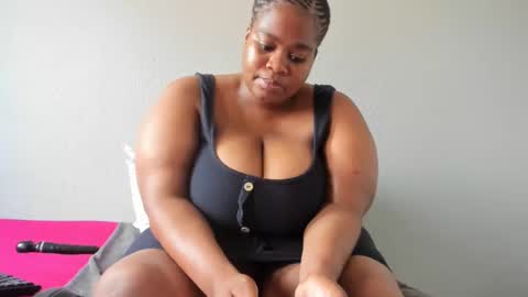 Snapshot of thickleeyanax chatting on December 22, 2024, 12:49 pm thickleeyanax online show from December 22, 2024, 12:49 pm