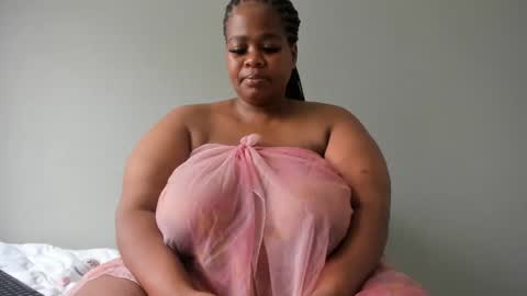Snapshot of thickleeyanax chatting on February 27, 2025, 11:52 am thickleeyanax online show from February 27, 2025, 11:52 am